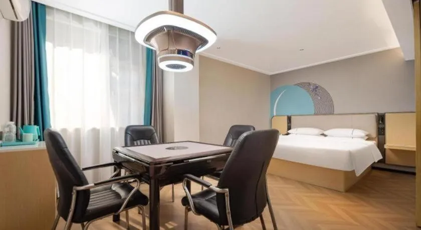 Bed in City Comfort Inn Wuhan Jinyinhu Garden Expo Park