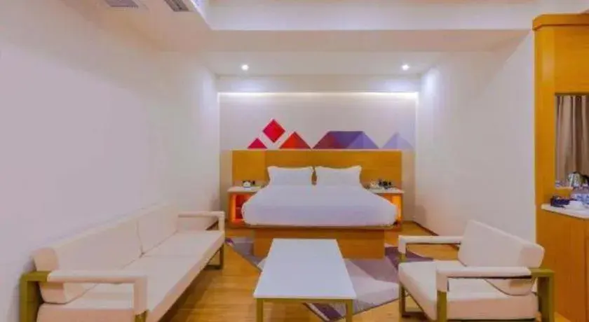 Bed in Borrman Hotel Zhanjiang Shimao Building High-speed Railway Station Bed in Borrman Hotel Zhanjiang Shimao Building High-speed Railway Station