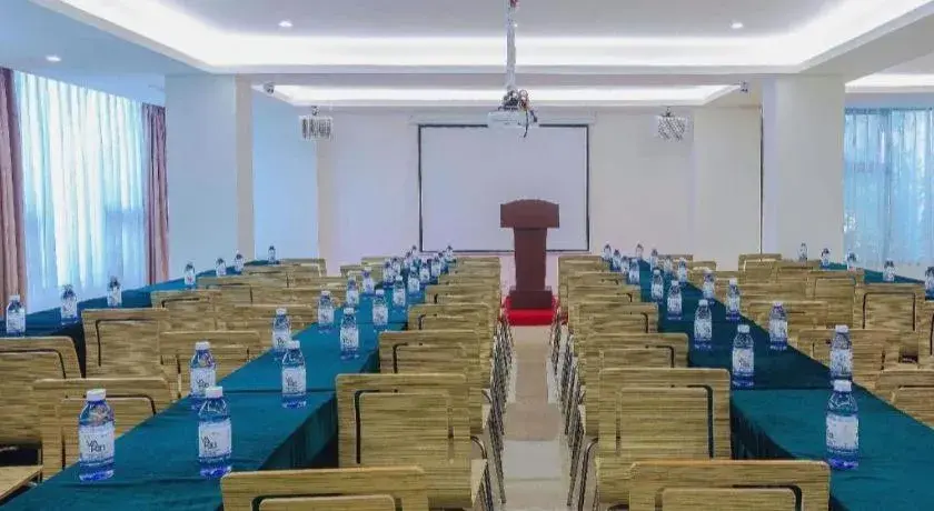 Borrman Hotel Zhanjiang Shimao Building High-speed Railway Station Borrman Hotel Zhanjiang Shimao Building High-speed Railway Station