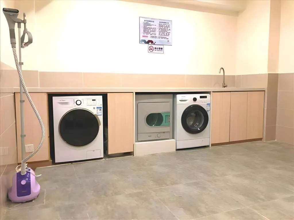 Borrman Hotel Zhanjiang Shimao Building High-speed Railway Station