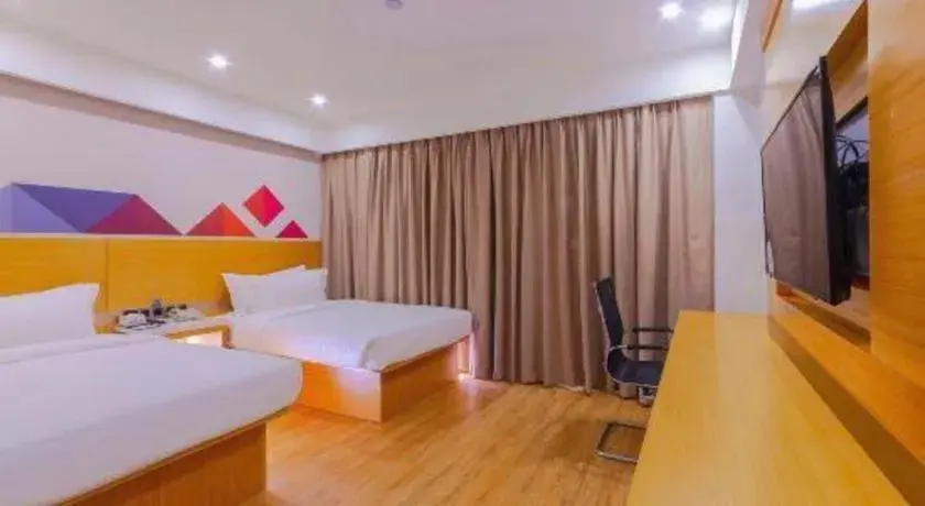 Bed in Borrman Hotel Zhanjiang Shimao Building High-speed Railway Station Bed in Borrman Hotel Zhanjiang Shimao Building High-speed Railway Station