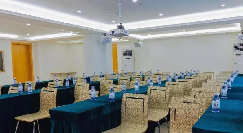 Borrman Hotel Zhanjiang Shimao Building High-speed Railway Station Borrman Hotel Zhanjiang Shimao Building High-speed Railway Station