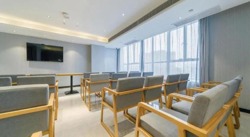 Borrman Hotel Puning International Commodity City Wantaihui