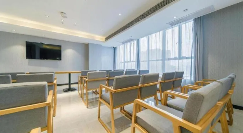 Borrman Hotel Puning International Commodity City Wantaihui