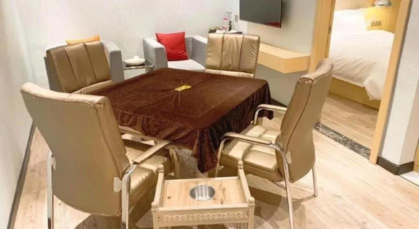 Borrman Hotel Puning International Commodity City Wantaihui