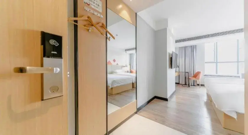 Bed in Borrman Hotel Puning International Commodity City Wantaihui Bed in Borrman Hotel Puning International Commodity City Wantaihui