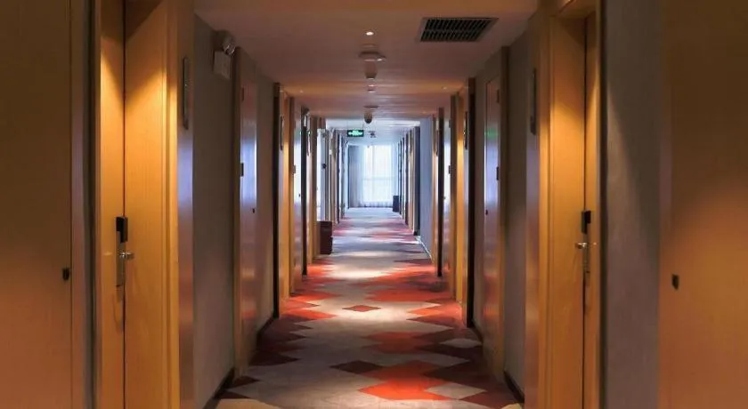 Borrman Hotel Puning International Commodity City Wantaihui