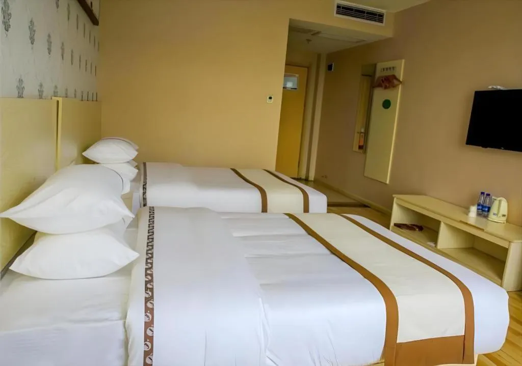 Bed in Jtour Inn Fengcheng Railway Station Jianyi Avenue Xincheng