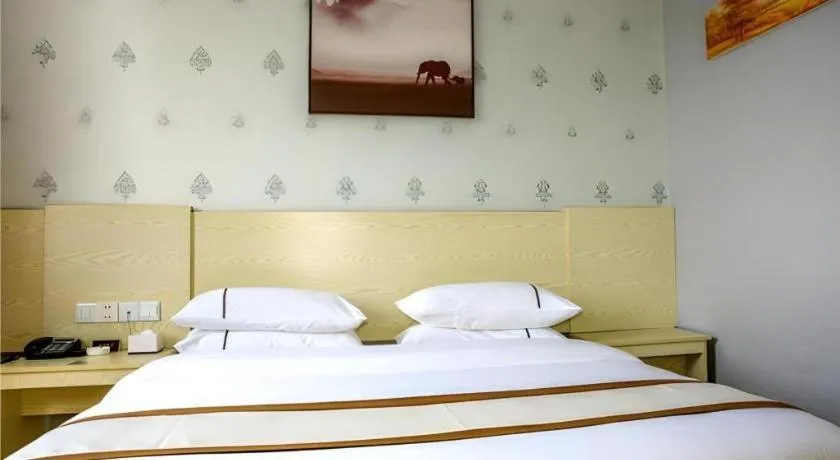 Bed in Jtour Inn Fengcheng Railway Station Jianyi Avenue Xincheng