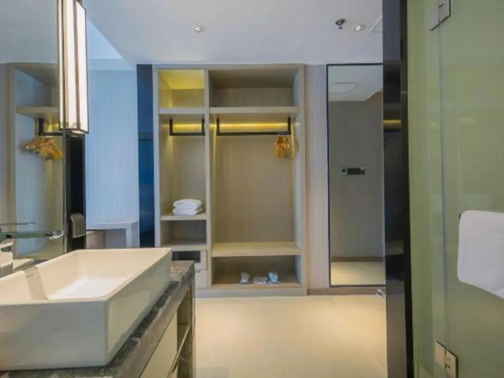 Echarm Hotel Xinyu Railway Station Baoshi Park