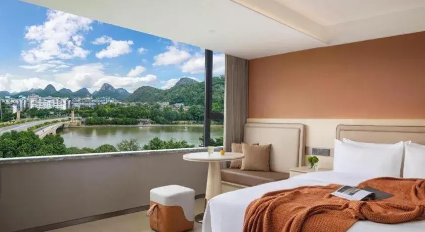 Bed in Immersing Hotel Guilin Two Rivers and Four Lakes Dongxi Alley Bed in Immersing Hotel Guilin Two Rivers and Four Lakes Dongxi Alley