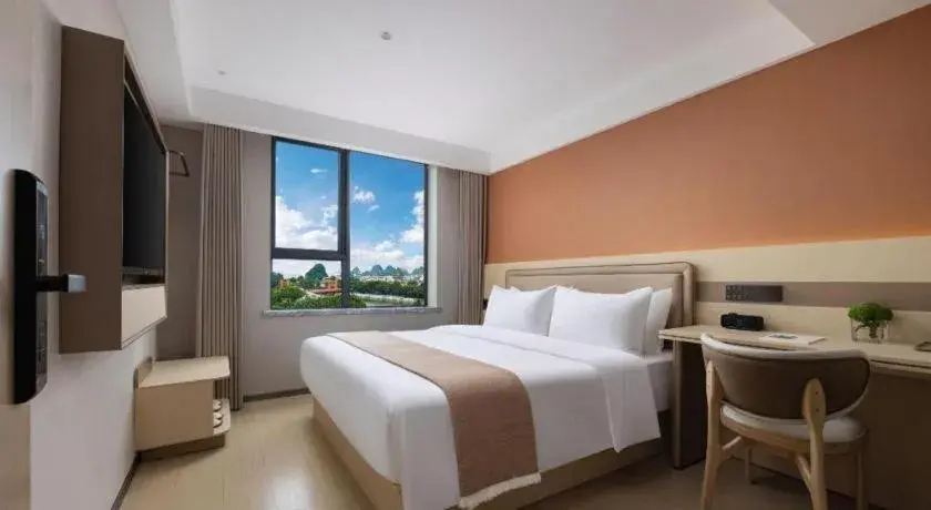 Bed in Immersing Hotel Guilin Two Rivers and Four Lakes Dongxi Alley Bed in Immersing Hotel Guilin Two Rivers and Four Lakes Dongxi Alley