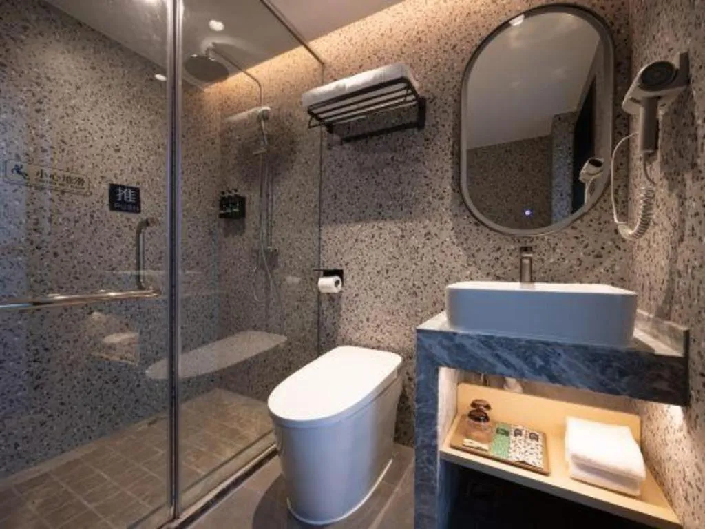 Immersing Hotel Guilin Two Rivers and Four Lakes Dongxi Alley