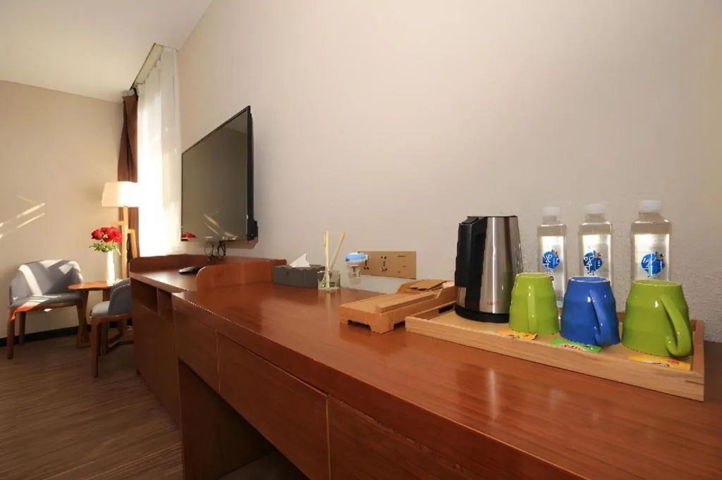 Immersing Hotel Guilin Two Rivers and Four Lakes Dongxi Alley