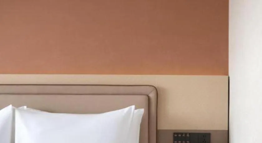 Immersing Hotel Guilin Two Rivers and Four Lakes Dongxi Alley