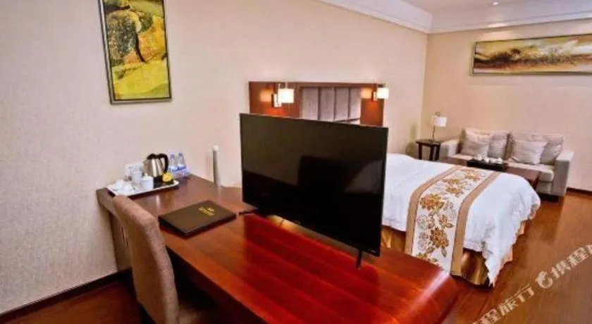 Borrman Hotel Guangzhou Changlong Shiqiao Metro Station