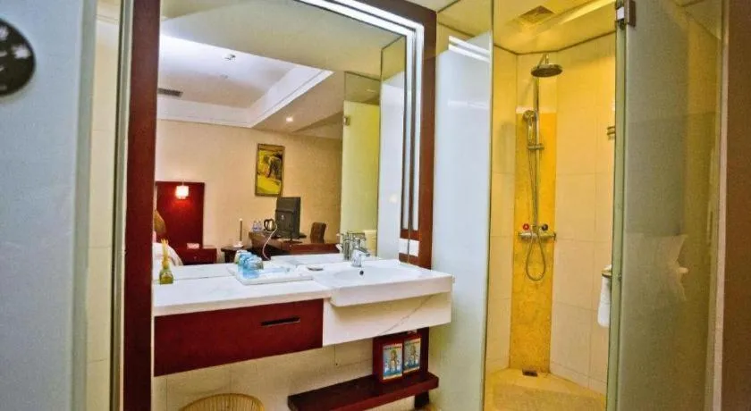 Borrman Hotel Guangzhou Changlong Shiqiao Metro Station