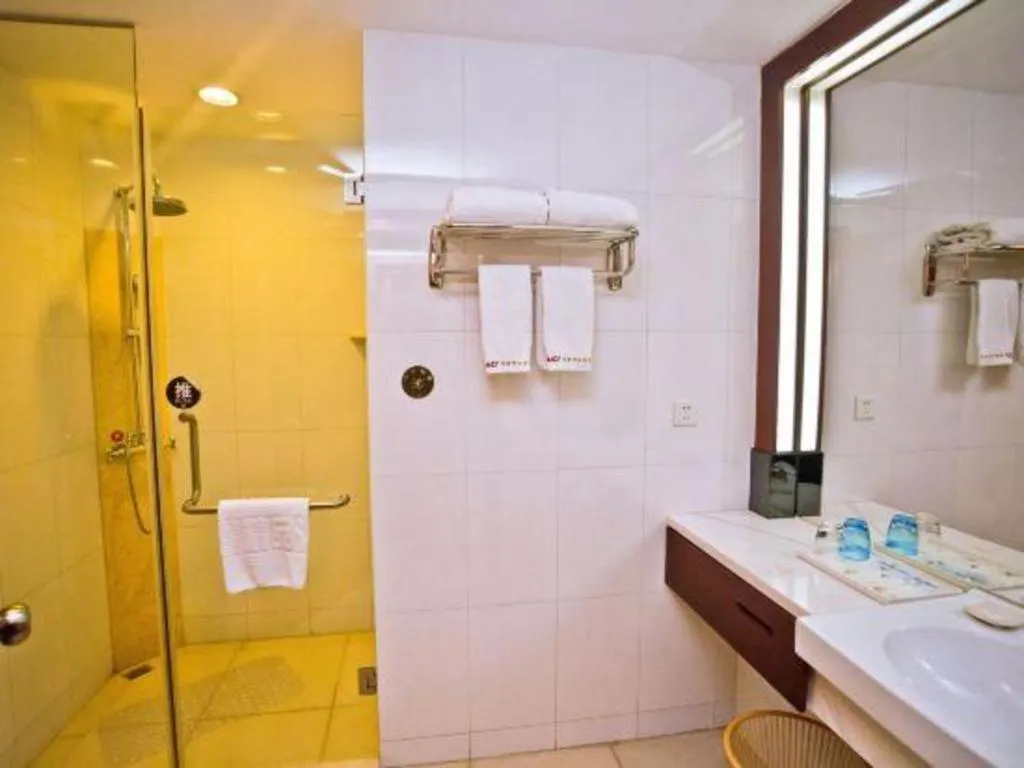 Borrman Hotel Guangzhou Changlong Shiqiao Metro Station