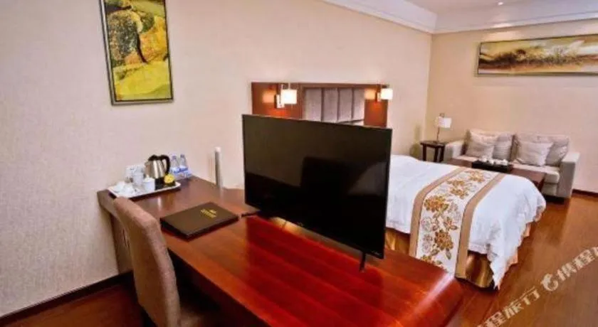 Borrman Hotel Guangzhou Changlong Shiqiao Metro Station