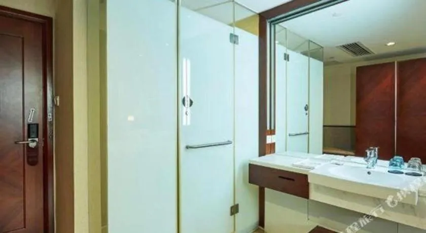 Borrman Hotel Guangzhou Changlong Shiqiao Metro Station