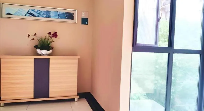 City Comfort Inn Wuhan Children's Hospital Xianggang Road Metro Station