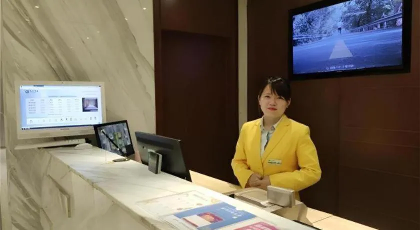 City Comfort Inn Wuhan Children's Hospital Xianggang Road Metro Station