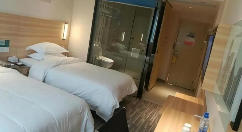 Bed in Jtour Inn Huanggang Hongan Lieshi Lingyuan