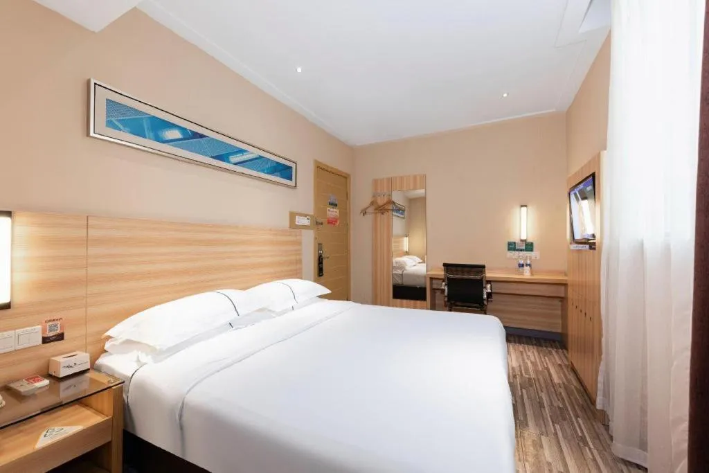 Bed in Jtour Inn Huanggang Hongan Lieshi Lingyuan