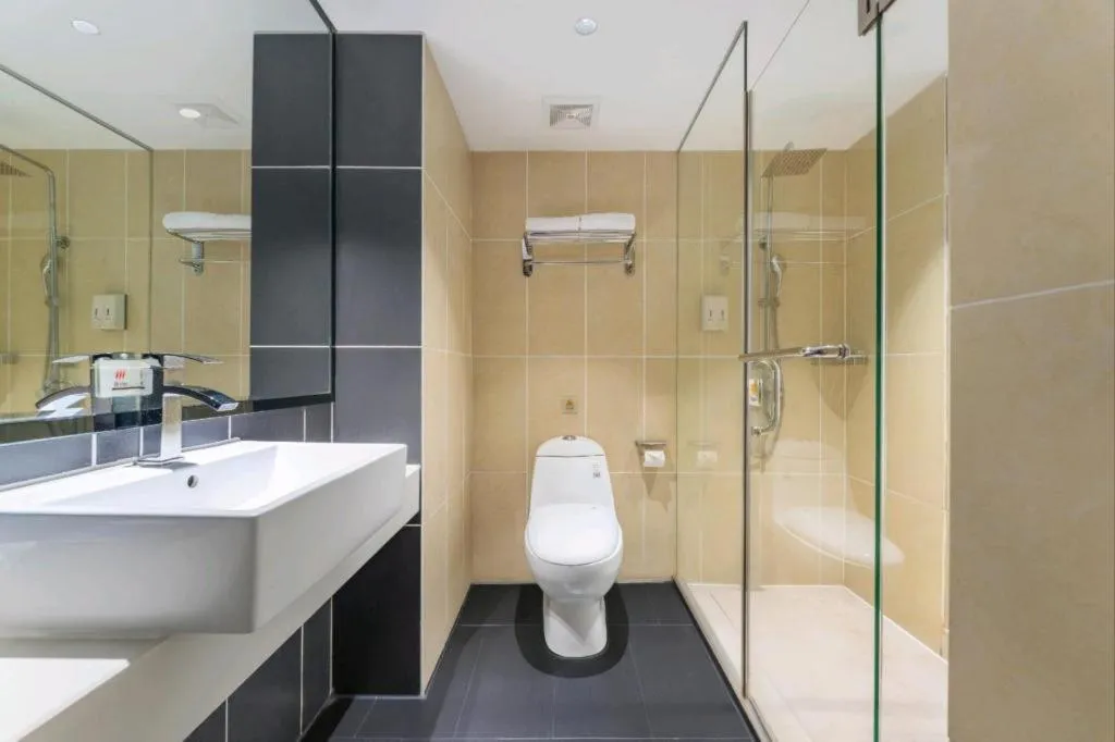 JTOUR Inn Maoming Gaozhou Guabangling Park