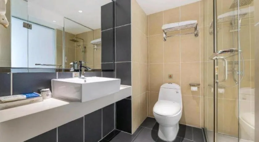 JTOUR Inn Maoming Gaozhou Guabangling Park