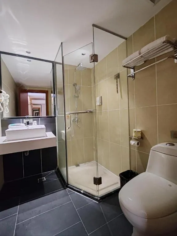 JTOUR Inn Maoming Gaozhou Guabangling Park