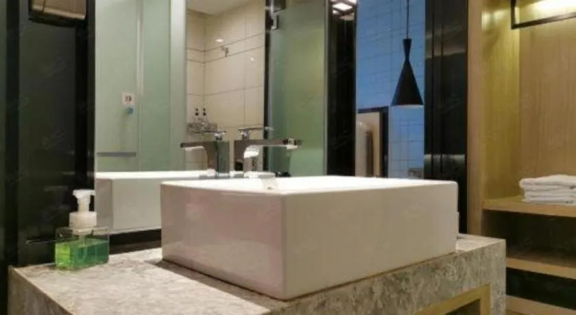 Echarm Hotel Wuhan Vanke Future Center Wulidun Metro Station