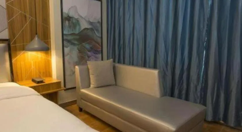 Bed in Borrman Hotel Fangchenggang High-speed Railway North Station Crystal International