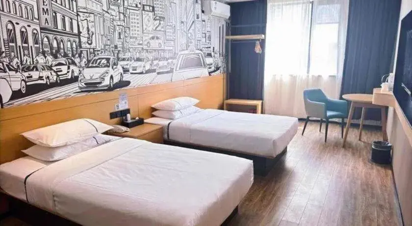 Bed in City Comfort Inn Wuhan Jiqing Street Dazhi Road Metro Station Bed in City Comfort Inn Wuhan Jiqing Street Dazhi Road Metro Station