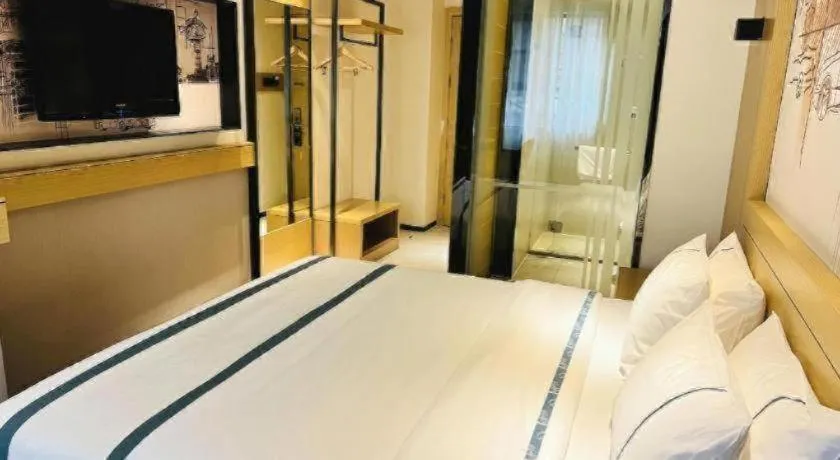 Bed in City Comfort Inn Wuhan Jiqing Street Dazhi Road Metro Station