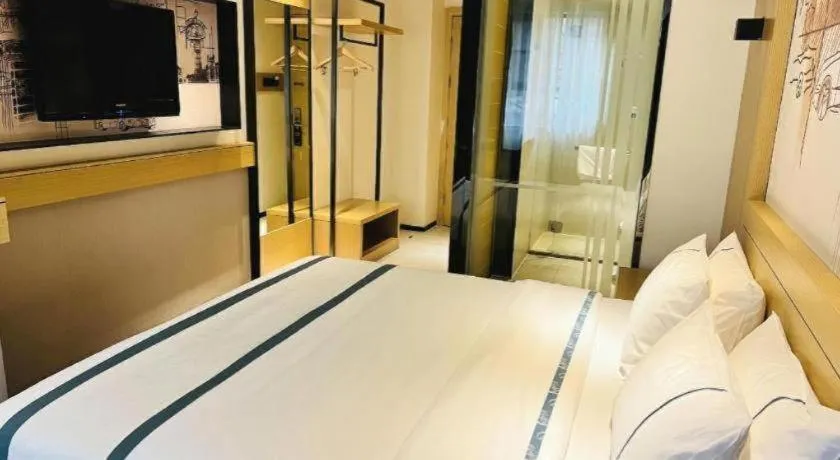 Bed in City Comfort Inn Wuhan Jiqing Street Dazhi Road Metro Station