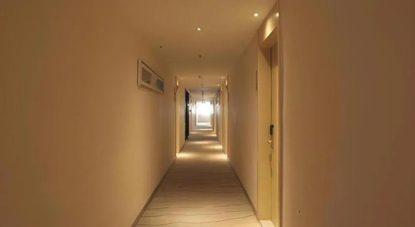 City Comfort Inn Wuhan Jiqing Street Dazhi Road Metro Station