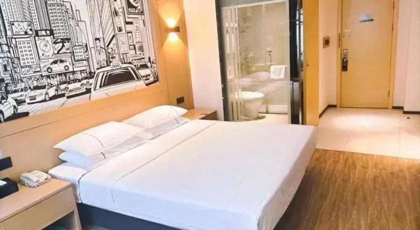 Bed in City Comfort Inn Wuhan Jiqing Street Dazhi Road Metro Station Bed in City Comfort Inn Wuhan Jiqing Street Dazhi Road Metro Station