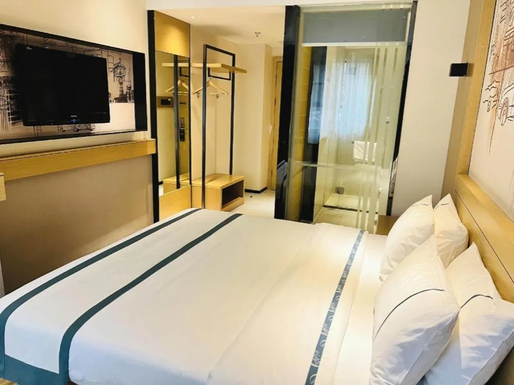 Bed in City Comfort Inn Wuhan Jiqing Street Dazhi Road Metro Station