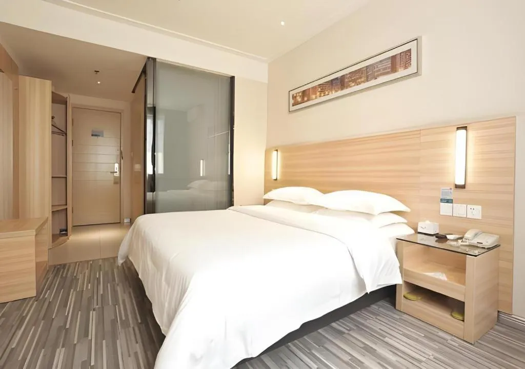 Bed in City Comfort Inn Wuhan Jiqing Street Dazhi Road Metro Station