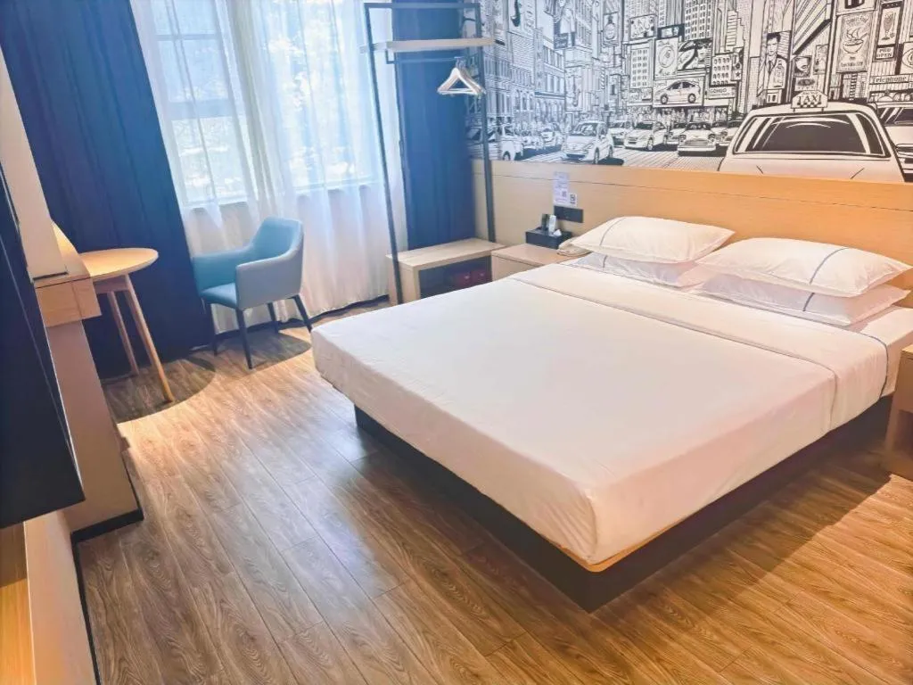 Bed in City Comfort Inn Wuhan Jiqing Street Dazhi Road Metro Station