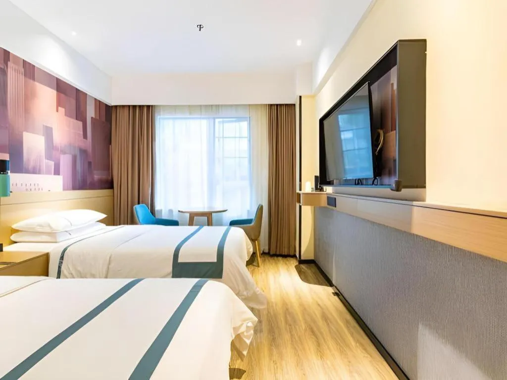 Bed in City Comfort Inn Shenzhen Exhibition Center North Huaqiang Metro Station