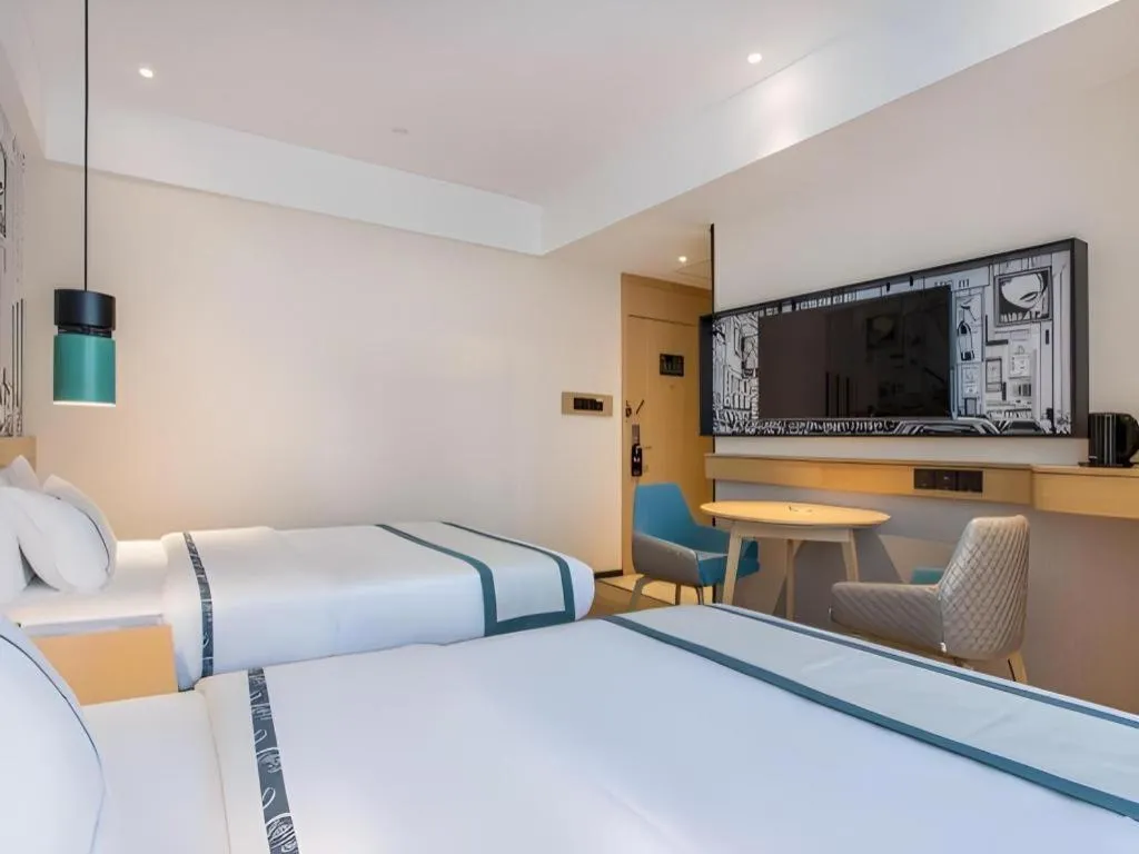 Bed in City Comfort Inn Shenzhen Exhibition Center North Huaqiang Metro Station