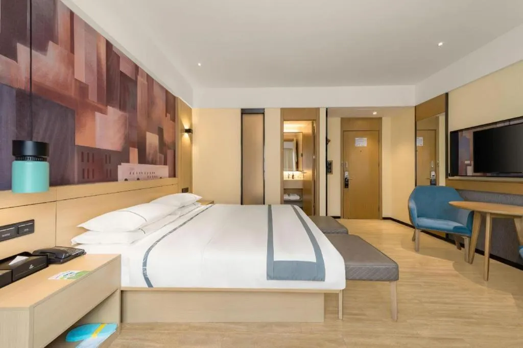 Bed in City Comfort Inn Shenzhen Exhibition Center North Huaqiang Metro Station