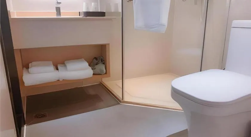 City Comfort Inn Shenzhen Exhibition Center North Huaqiang Metro Station