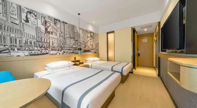 Bed in City Comfort Inn Shenzhen Exhibition Center North Huaqiang Metro Station