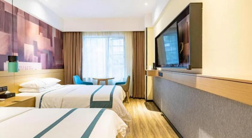 Bed in City Comfort Inn Shenzhen Exhibition Center North Huaqiang Metro Station