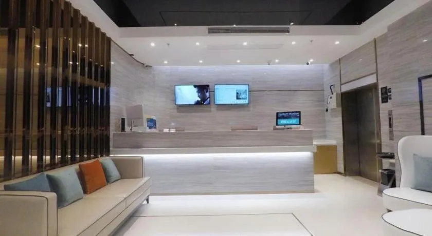 City Comfort Inn Shenzhen Exhibition Center North Huaqiang Metro Station