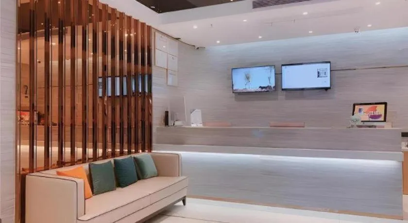 City Comfort Inn Shenzhen Exhibition Center North Huaqiang Metro Station