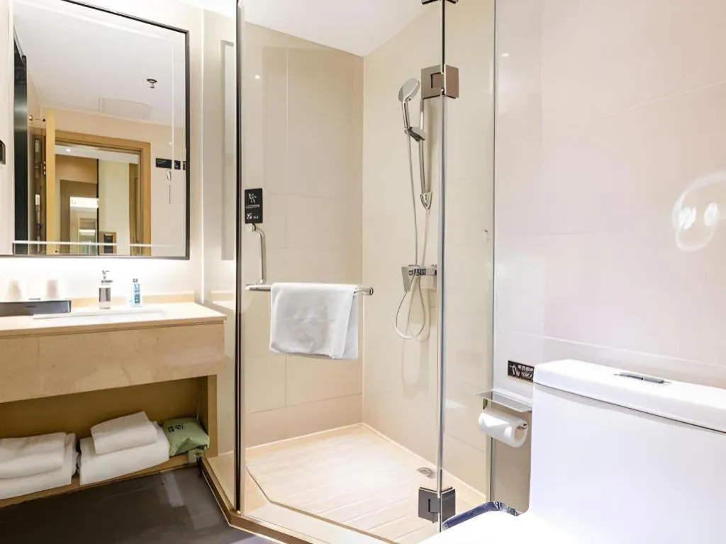 City Comfort Inn Shenzhen Exhibition Center North Huaqiang Metro Station